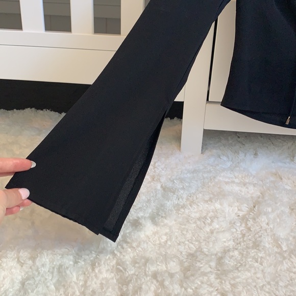 Tiger Mist | Black Long Sleeve Crop Top with Neck Ties - Picture 5 of 6